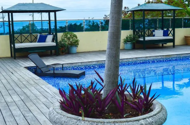 Hotel Golden House Santo Domingo piscina